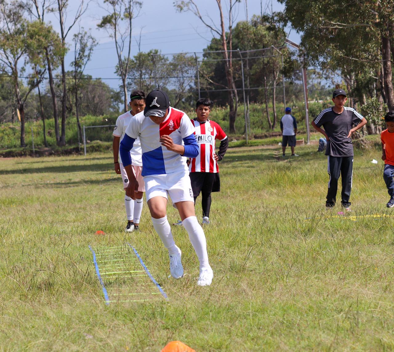 Brinda Ayuntamiento de Tzompantepec talleres deportivos gratuitos